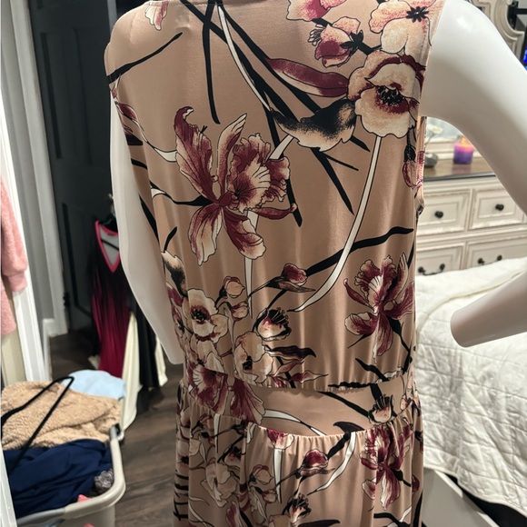 Jumpsuit - Picture 5 of 14